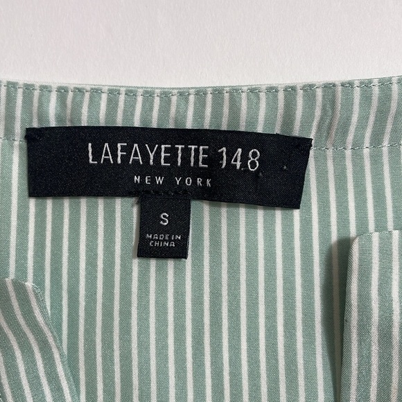 LAFAYETTE 148 silk pin striped blouse! - Picture 6 of 7